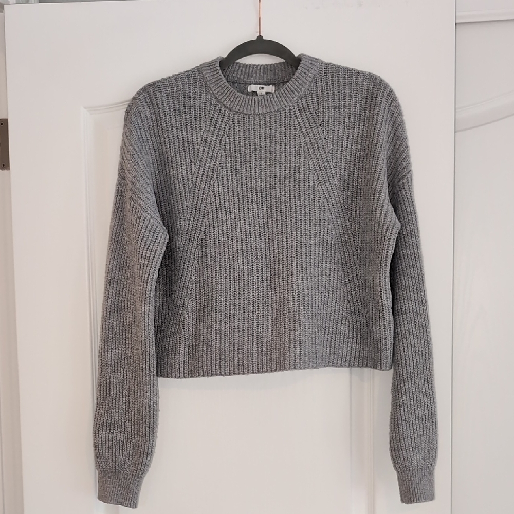 BP Gray Crew Neck Ribbed Sweater